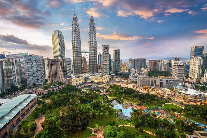 Kuala Lumpur Highlights Tour from Port Klang Cruise Terminal - Port Klang pickup and the long ride inland