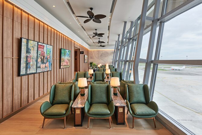 Kuala Lumpur International Airport Plaza Premium Lounge - Massage and other paid extras