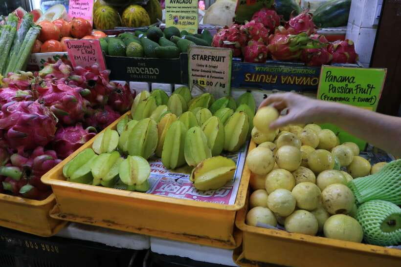 Kuala Lumpur: Malaysian Cooking Class with Market Tour - Booking Tips for a Smoother Morning