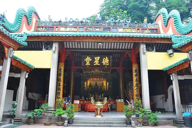 Kuala Lumpur Night Tour - Thean Hou Temple and the limits of a 15-minute stop