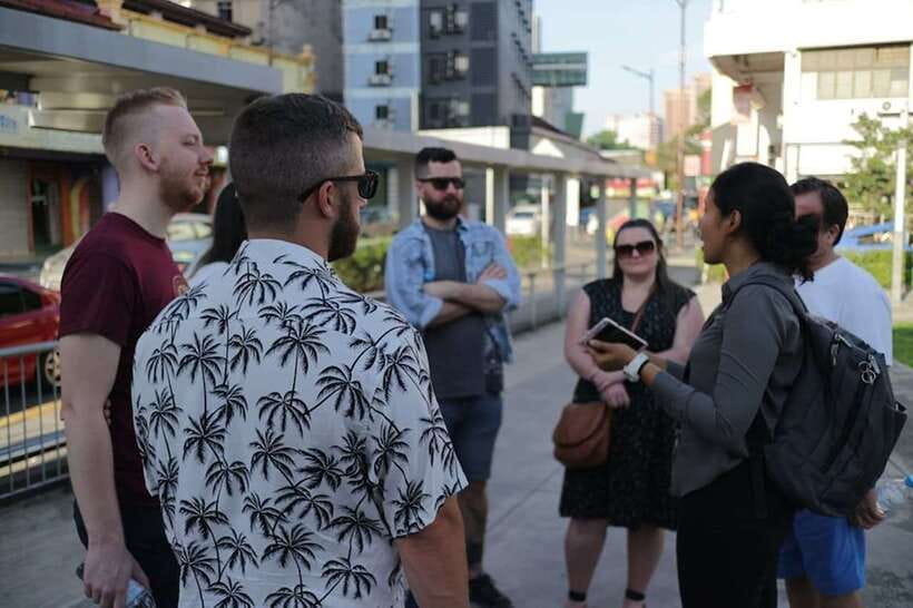 Kuala Lumpur: Nightlife Street Food Tour with 6 Tastings - The MRT ride to Sri Maha Mariamman Temple