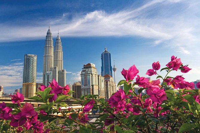 Kuala Lumpur Notable Landmarks & City Highlights Tour - The Petronas Twin Towers are the big photo moment