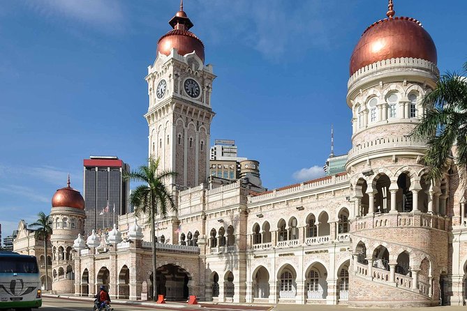 Kuala Lumpur Private City Highlights Tour - Merdeka Square and the Sultan Abdul Samad Building