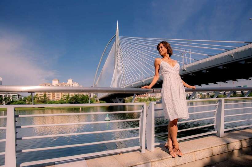 Kuala Lumpur: Putrajaya City Tour with Lake Cruise - Perdana Putra and the formal face of Putrajaya