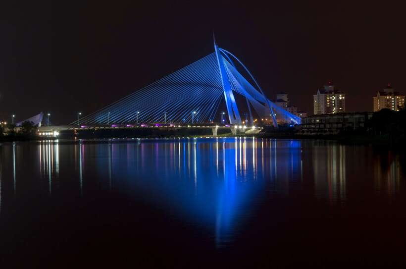 Kuala Lumpur: Putrajaya City Tour with Lake Cruise - Putrajaya Cruise, the best change of viewpoint