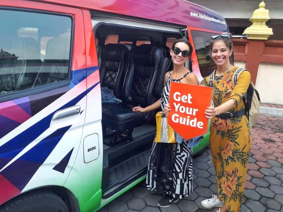 Kuala Lumpur: Sightseeing by Private Vehicle with Driver - Batu Caves: worth the longer climb