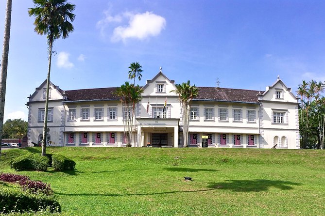 Kuching Half Day City Tour - A fast introduction to Kuching’s old center