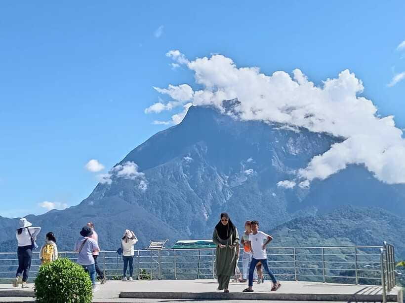 Kundasang : Poring Hot Spring + Desa & Meal Shared Tour - Kinabalu Park: a quick final look