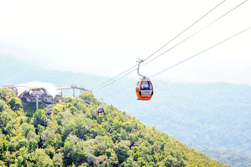 Langkawi: Cable Car Admission Ticket - Reaching the 708-meter top station