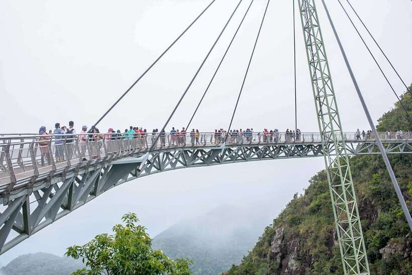 Langkawi: Cable Car Admission Ticket - The 650-meter stop and eastern cliffs