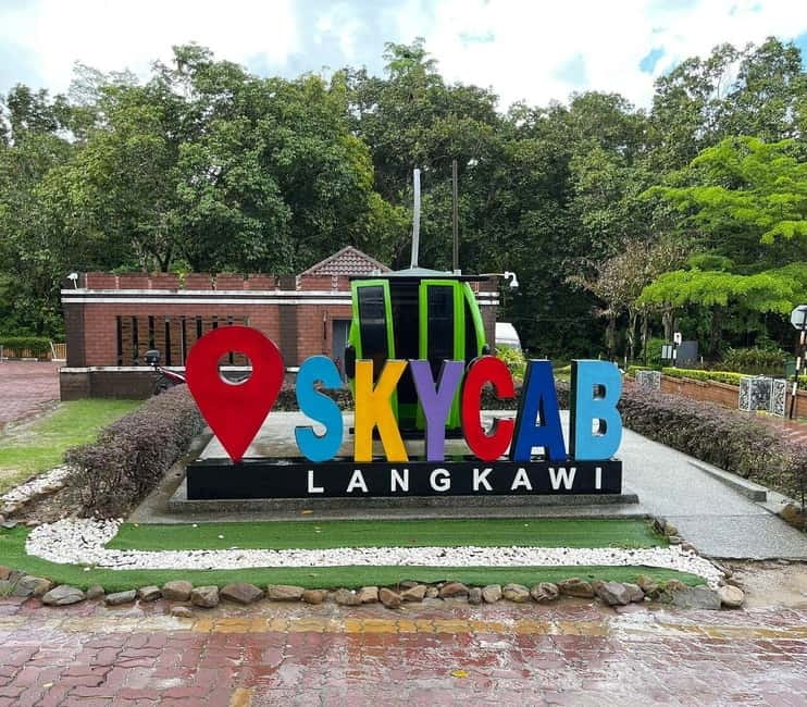 Langkawi cable car and Skybridge Tickets - Express entry and the reality of queues