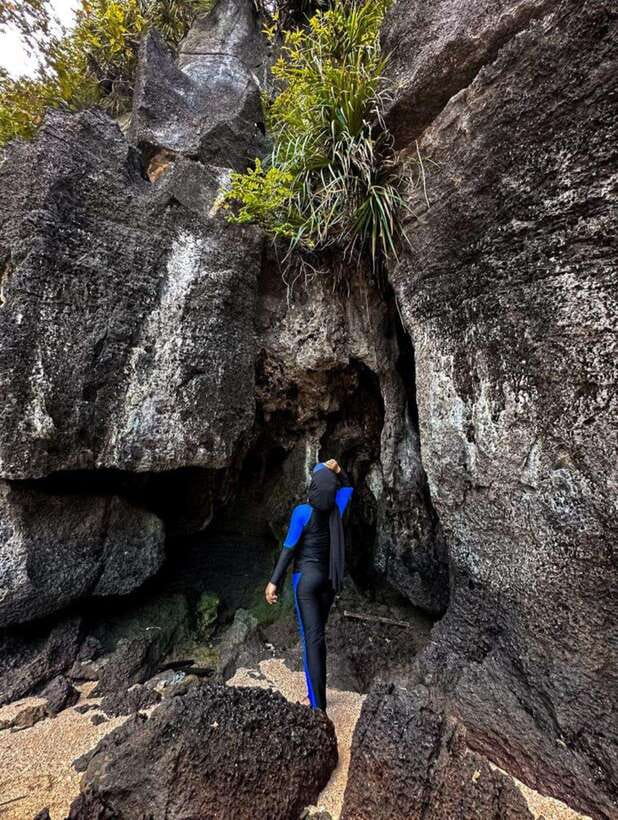 Langkawi: Half-Day Private Kilim River Mangrove Boat Tour - Andaman Sea views, Kilim Wall, and Shoes Island