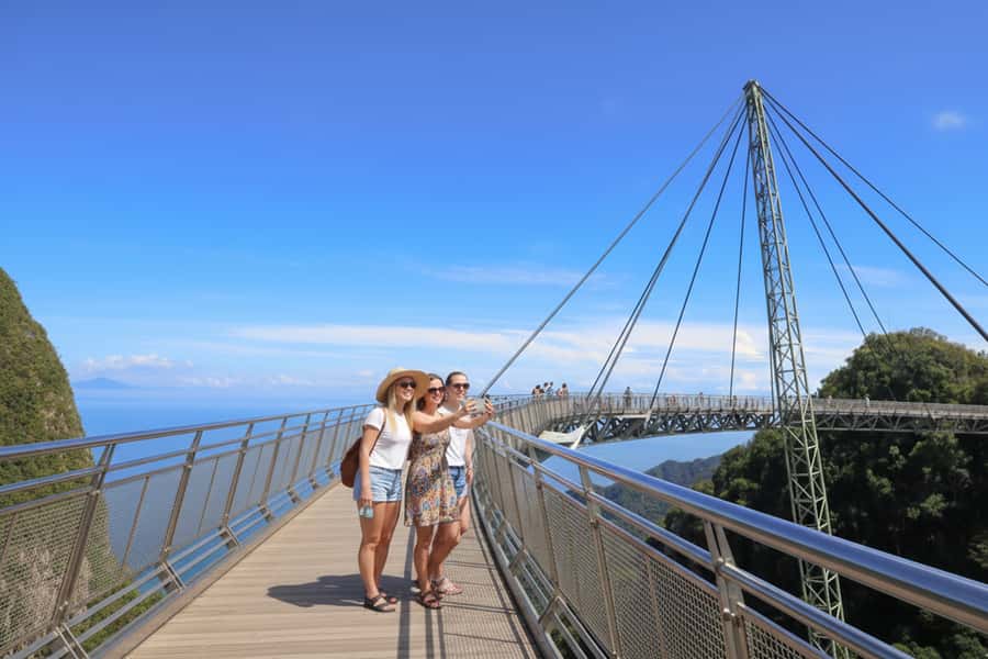 Langkawi: Half- or Full-Day Private Car Tour of Highlights - Who should choose four hours, and who needs eight?