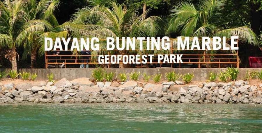 Langkawi: Island Hopping Shared Boat Tour - What the $12 price really buys you