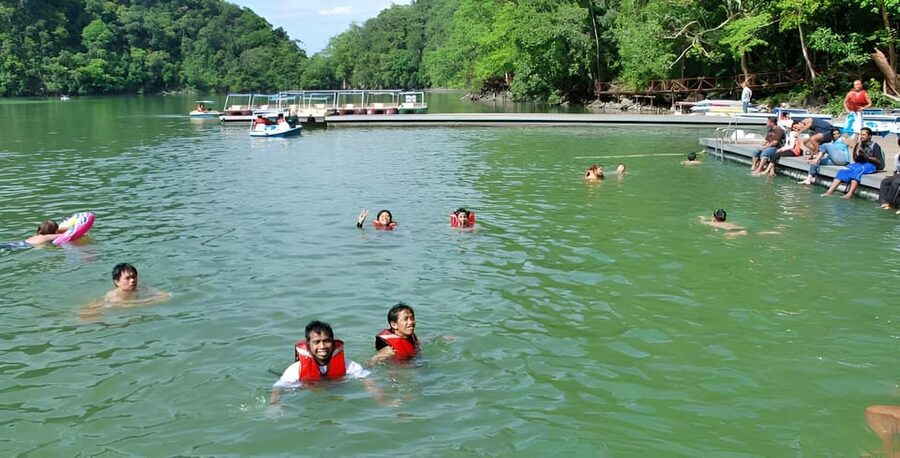 Langkawi: Island Hopping Shared or Private Boat Options - Underwater scenery and what not to assume
