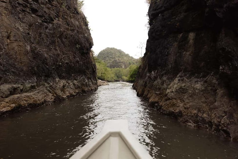 Langkawi: Kilim Geopark Mangrove Tour with Eagle Watching - Views of Kilim Geopark and Gorilla Mountain