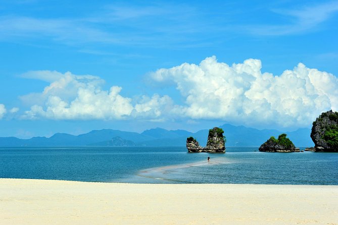 Langkawi Private Guided Tour - Top Highlights In a Day - Golf and the unusual aquarium option