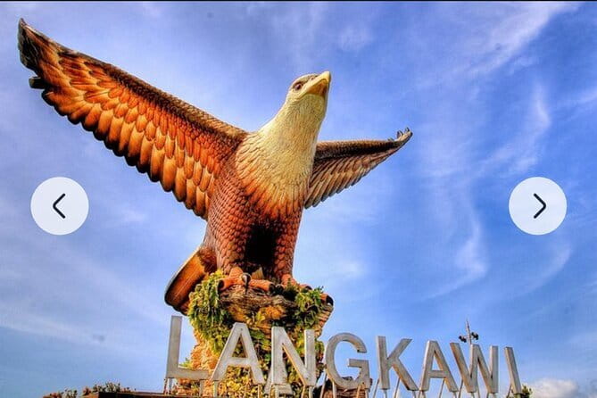 Langkawi Private Tour Customized Sightseeing by Private Transport - Langkawi Craft Complex for a cultural pause