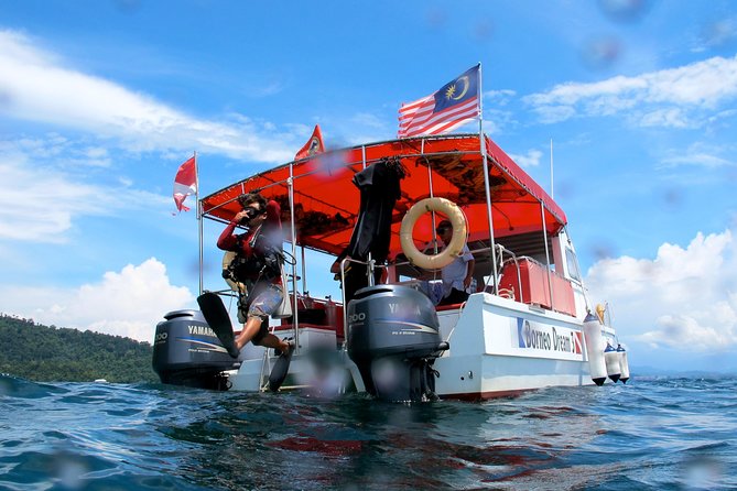 Learn to Dive | RAID Open Water 20 Diver Course | Kota Kinabalu - A three-day route from Kota Kinabalu to the sea