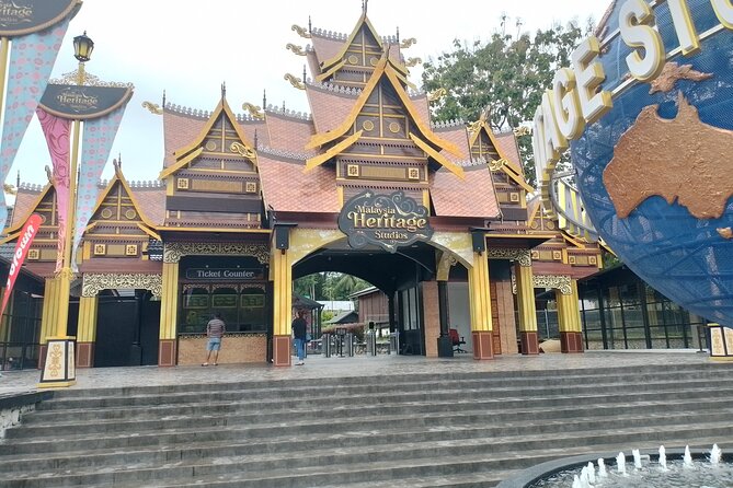 MALACCA DAY TRIP (Price based per Car) - Who will enjoy this day most