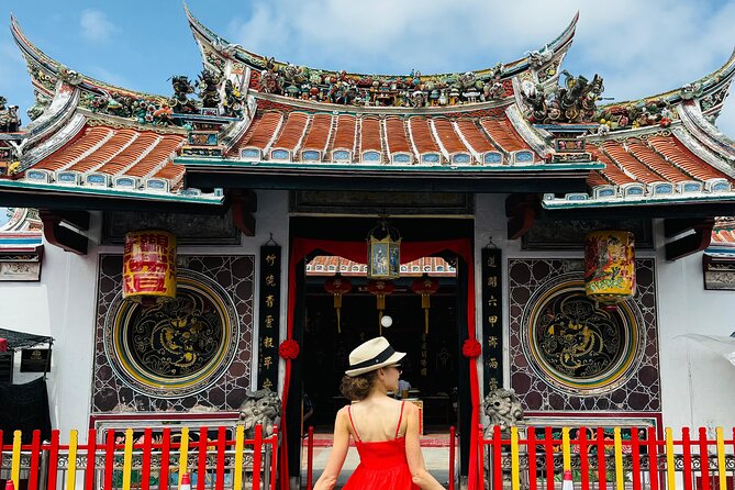 Malacca's Famous Spots: Private Day Tour - A Famosa shows how little can survive