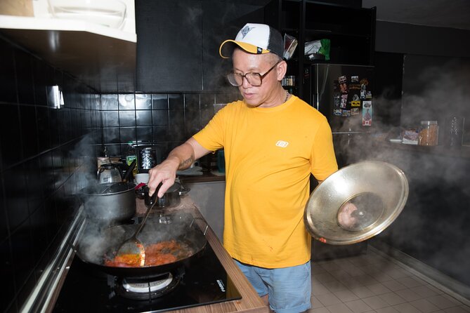 Malaysia Cooking Classes With Local - Arriving at Awana Puri Condominium