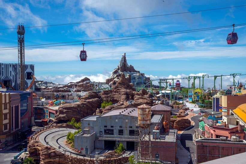 Malaysia: Genting SkyWorlds Theme Park Ticket - Weather, re-entry, and the mountain setting