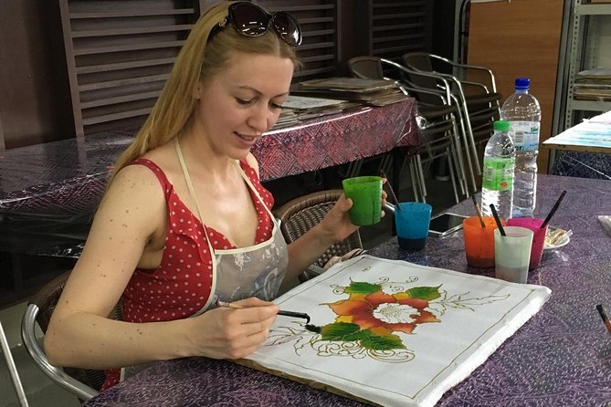 Malaysian Batik Experience-Handkerchief - Key points to know before you book