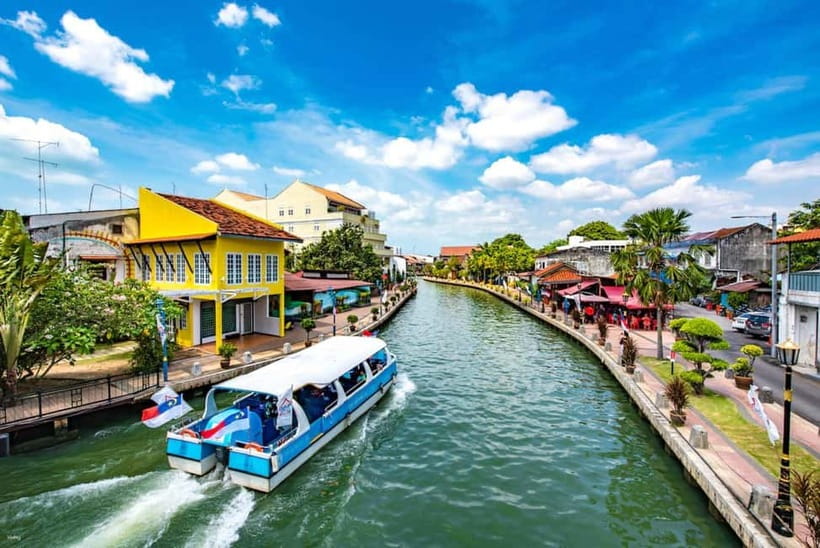 Melaka: Melaka River Cruise E-Ticket - What you see near Taman Rempah Jetty