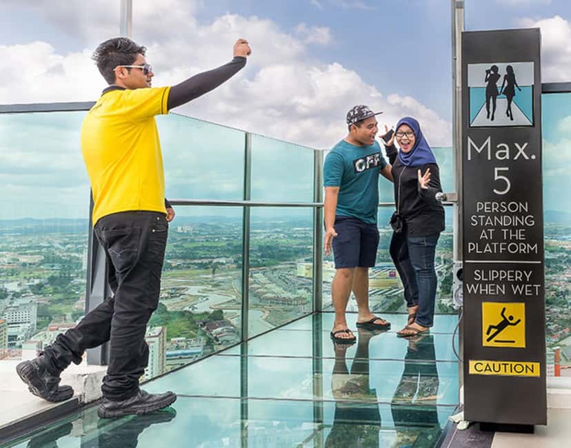 Melaka: The Shore Sky Tower Admission Ticket - Seeing Melaka from the 43rd floor
