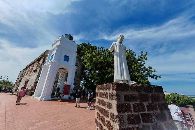 Melaka UNESCO City Guided Walking Tour - Tip Based - St. Paul’s Hill and the Portuguese chapter