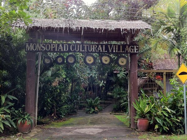 Monsopiad Cultural Village Visit with Private Transfer from Kota Kinabalu - What to expect inside the House of Skulls