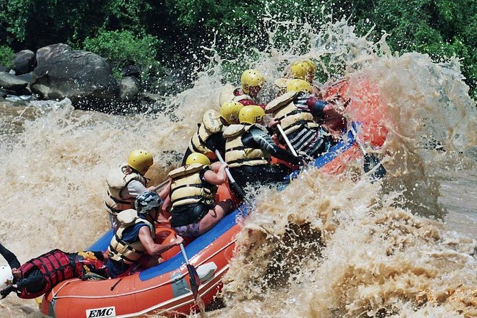 Padas River White Water Rafting from Kota Kinabalu (Grade 3 & 4) - Pangi station: safety briefing before the rapids