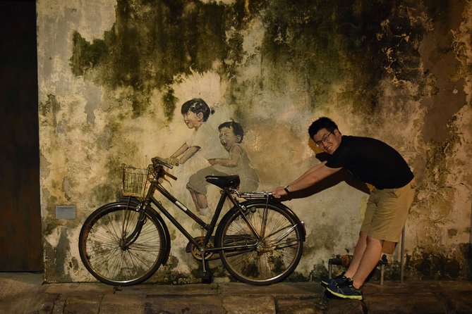 Penang City Private Half Day Tour With Khoo Kongsi & Kek Lok Si - Two temples, two Buddhist traditions