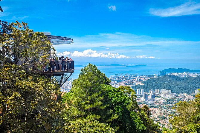 Penang City & temple Tour with Penang Hill Train Fast Lane Ticket - A quick introduction to George Town’s many communities