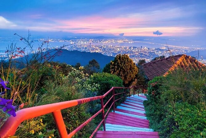 Penang City & temple Tour with Penang Hill Train Fast Lane Ticket - Kek Lok Si is a grand final temple stop