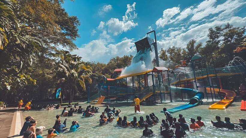 Penang: ESCAPE Theme Park Entry Ticket - Flying Lemur and the record-breaking zip coaster