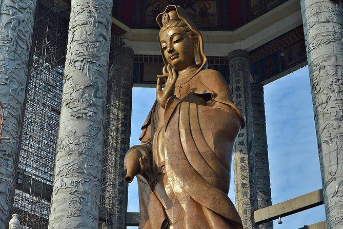 Penang Hill and the Kek Lok Si Temple - What the $132.06 price really covers