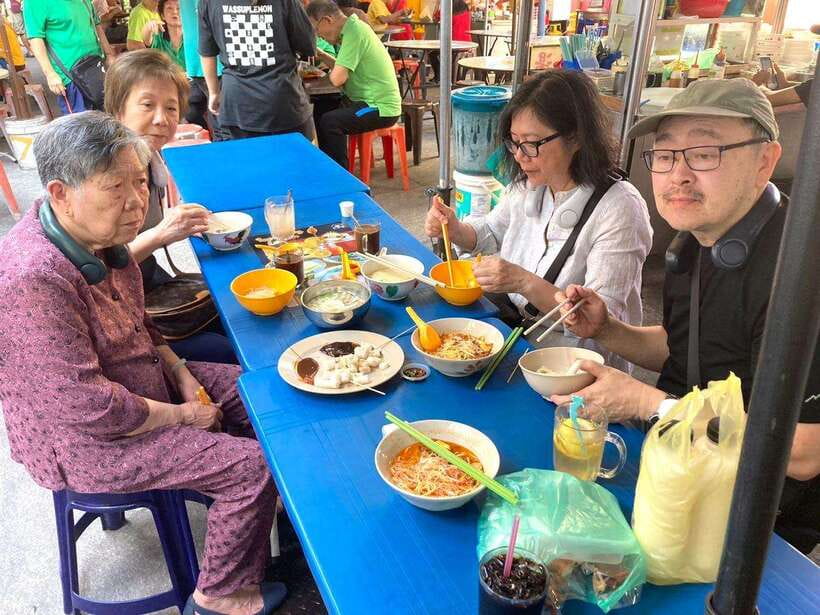 Penang Island: Street Food Walking Tour - Booking details that affect your decision