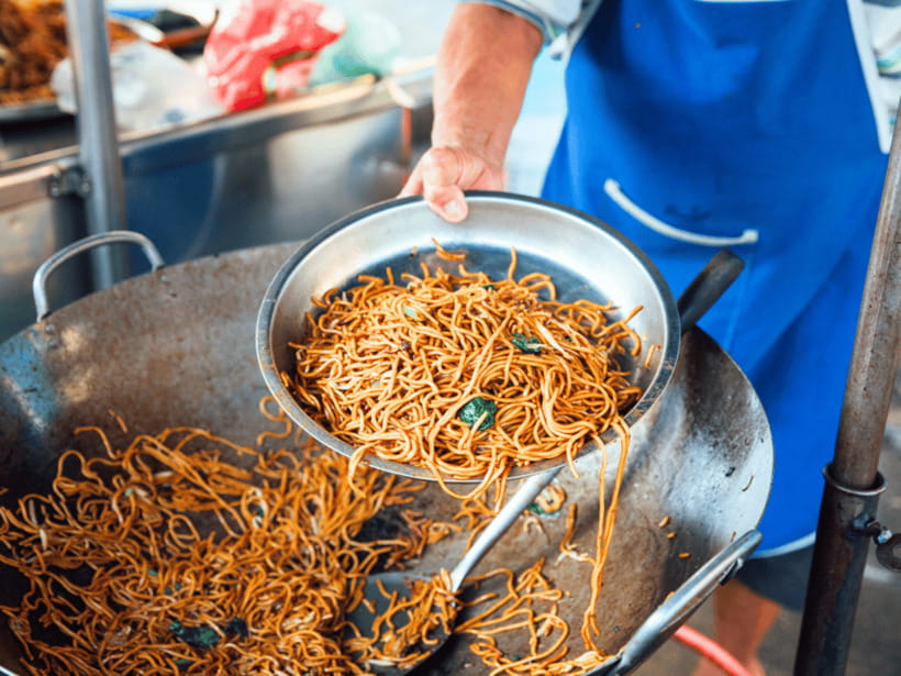 Penang: Trishaw Ride and Hawker Center Food Tour - The hawker center menu