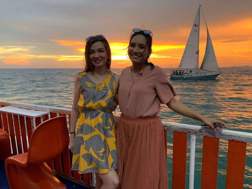 Port Dickson: Dragon Sunset Cruise with Salt Water Jacuzzi - The 6 pm departure and safety briefing