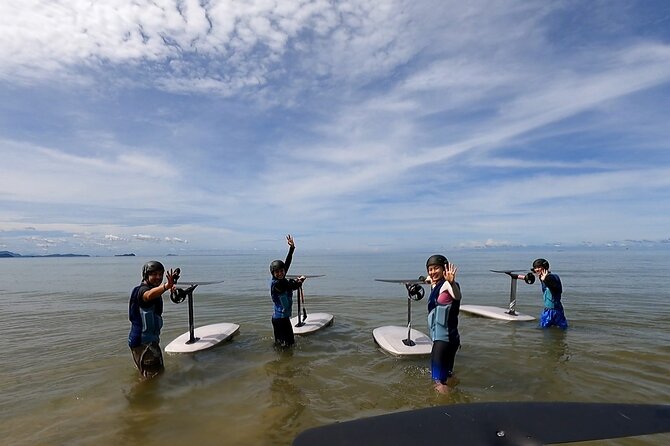 Private Guided E-Foil Experience in Tanjung Aru Beach - From kneeling to your first short flight