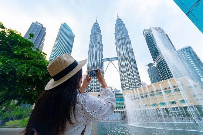 Private Kuala Lumpur City Tour : Petronas Twin Tower & Batu Caves - Key points to know before booking