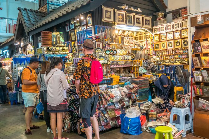 Private Kuala Lumpur Night Market And Food Tour - Central Market’s indoor stalls
