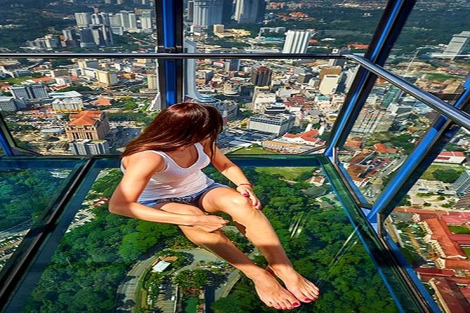 Private Kuala Lumpur Photographic Tour With Petronas Towers & Sky Box K.L Tower - Lake Gardens and the Orchid Gardens