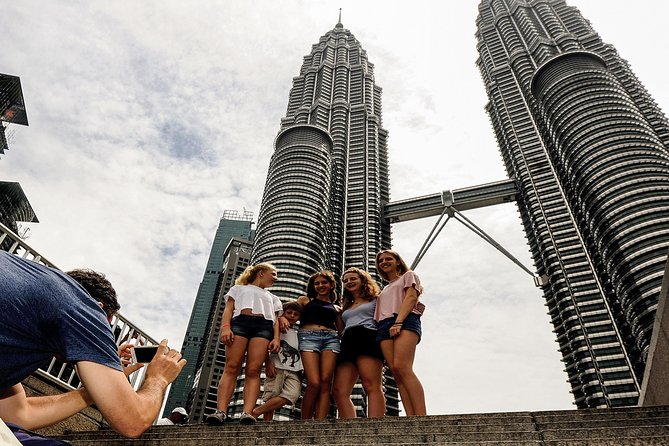 Private Kuala Lumpur Photographic Tour With Petronas Towers & Sky Box K.L Tower - National Monument and the royal palace