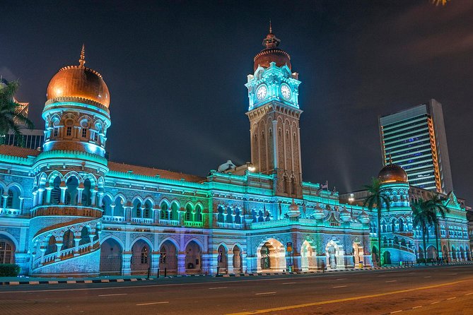 Private Night Tour: Petronas Twin Tower And Shopping - What a private tour changes