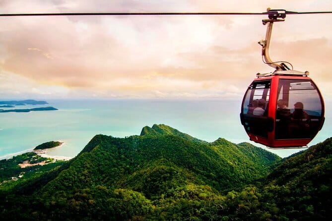 Private One Day Highlights Langkawi Tour Including Cable Car And Sky Bridge - Eagle Square is a quick Langkawi introduction