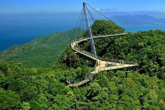 Private Tour In Langkawi With Sky Bridge And Langkawi Cable Car - Eagle Square and the harbor finish