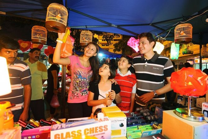 Private Tour : "Lepak-Lepak" at Local Night Market & Mamak Stall - The value of a private car and personal guide